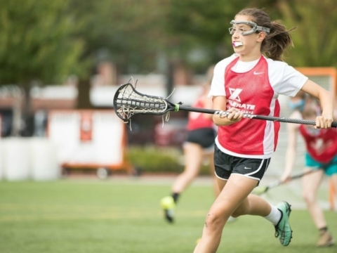 Xcelerate-Lacrosse-Girls-Running-Stick